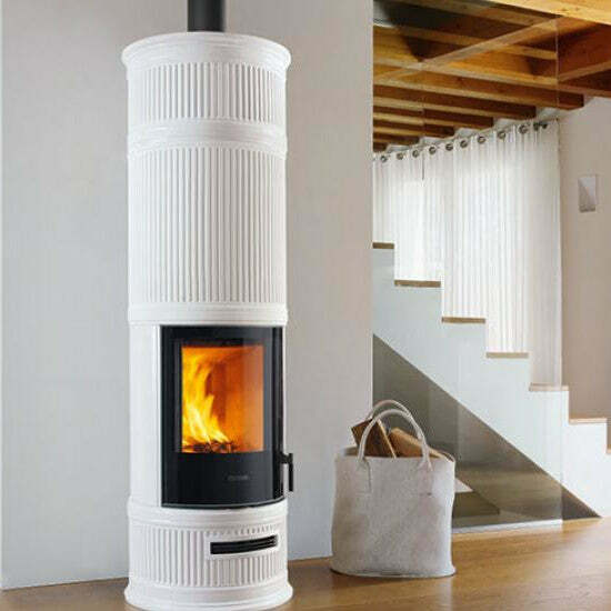 Piazzetta E929 C-H stufa a legna 7,9 kW con bocchetta frontale