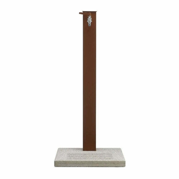 Fontana da giardino color ruggine con base in cemento Belfer 42/QBM.2