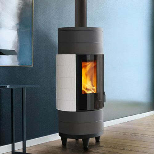 Piazzetta CIRCLE stufa a legna 7,2 kW scarico posteriore base fissa