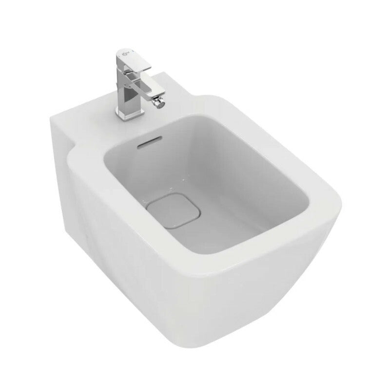 Bidet sospeso Strada II T297101 Ideal Standard con fissaggi nascosti