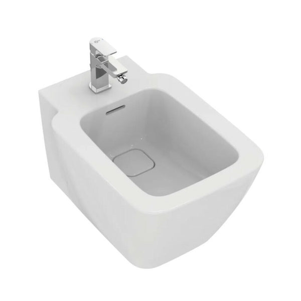 Bidet sospeso Strada II T297101 Ideal Standard con fissaggi nascosti