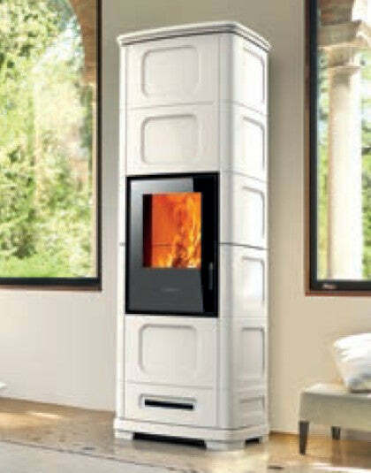 Piazzetta E228 C-H stufa ibrida 8 KW con bocchetta frontale e scarico superiore